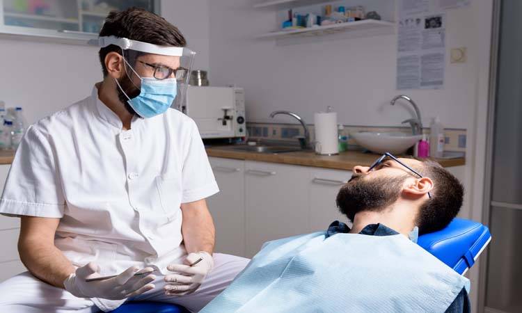 Scottish dentists want their pay award to apply to the overall remuneration package