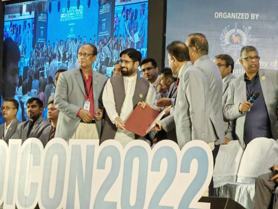 Dr Arshad Malik makes presence felt at BADICON 2022