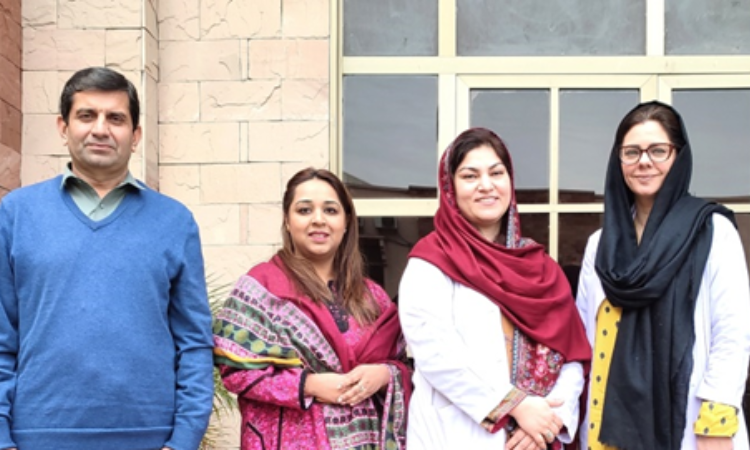 Dr Suman Wazir successfully defends Mphil thesis