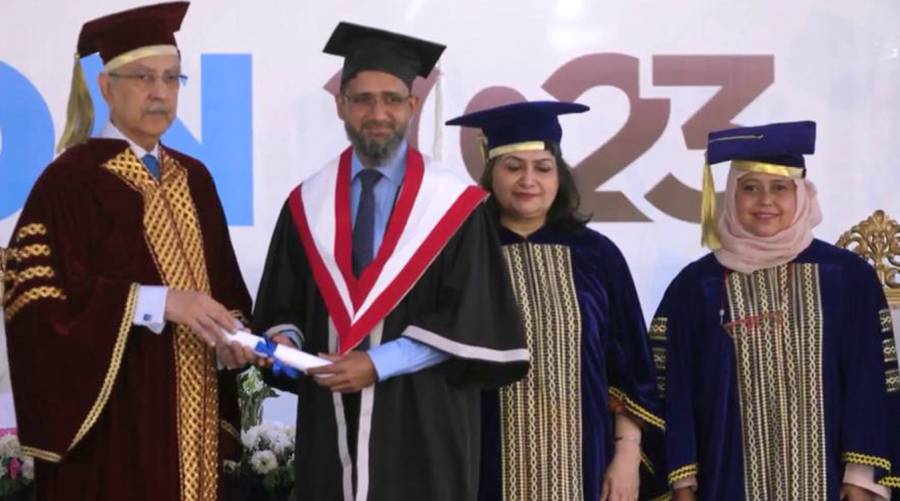 Prof Dr Arshad Hasan receives PhD in operative dentistry 